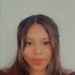 Meet your Posher, Jenni